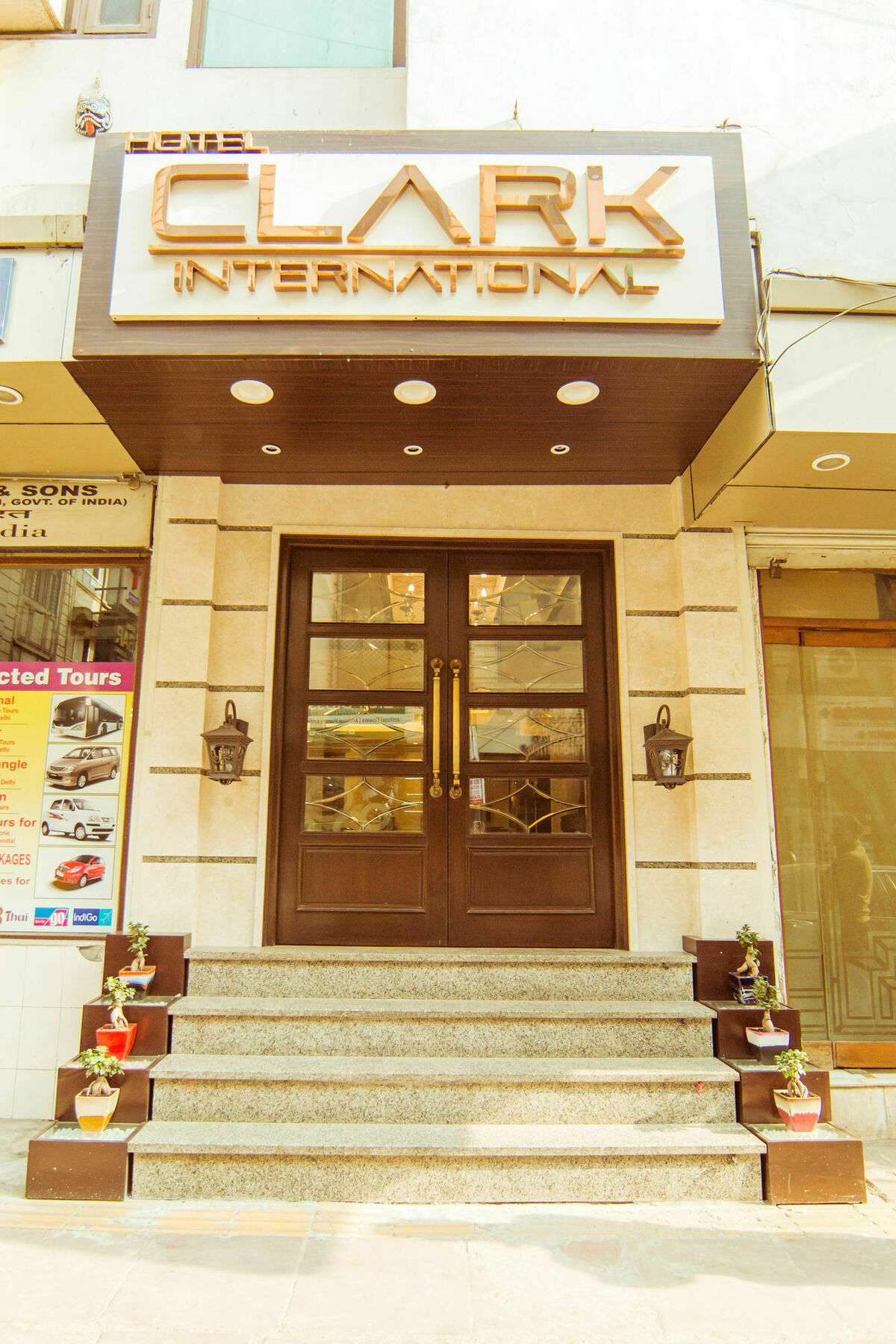 Clark International Hotel Delhi  Exterior photo